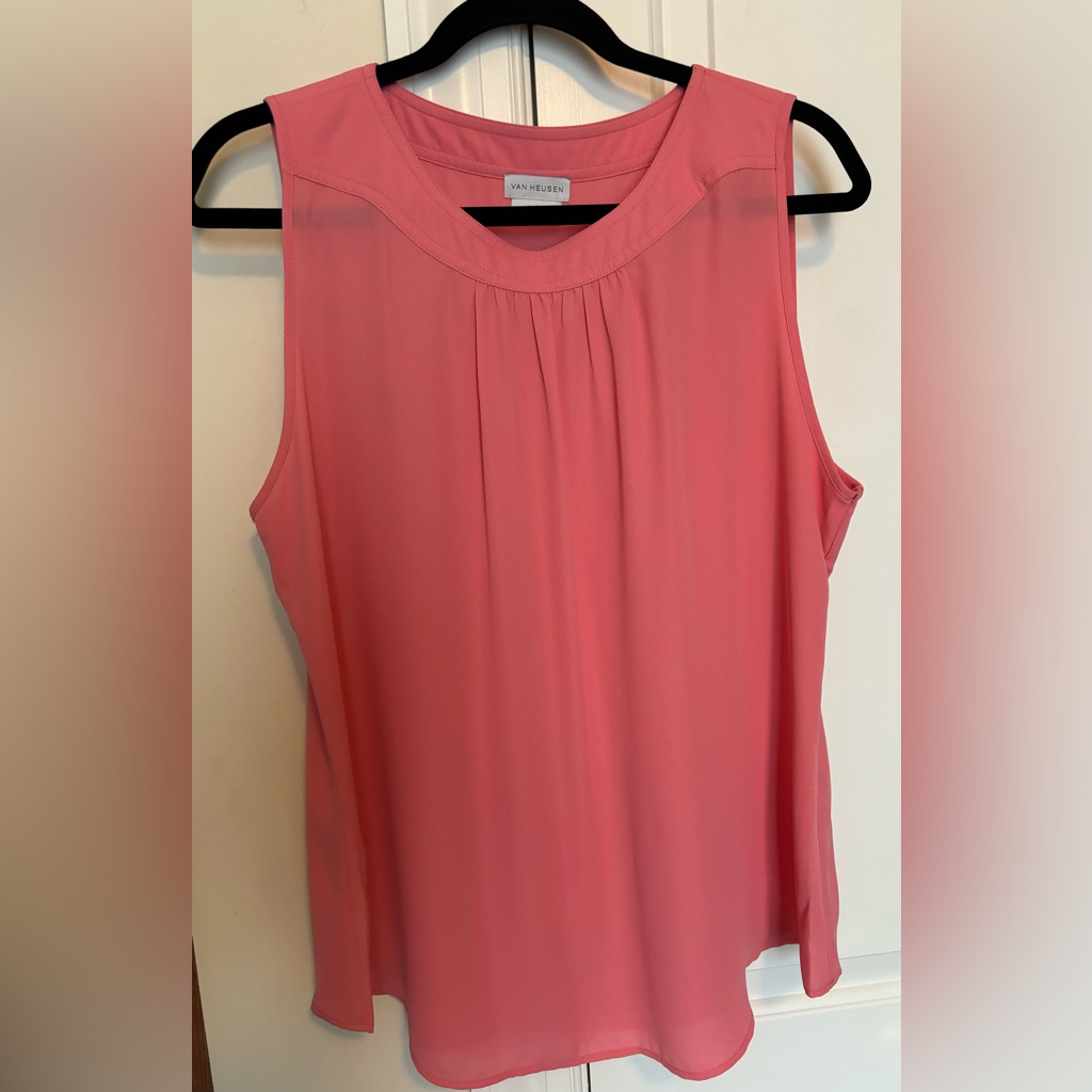 Brand New Van Heusen Blouse Pink Size Large